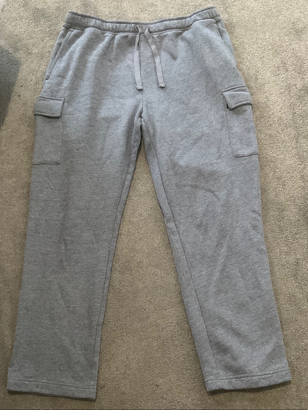 Amazon Men's Light Gray Cargo Joggers with Drawstring